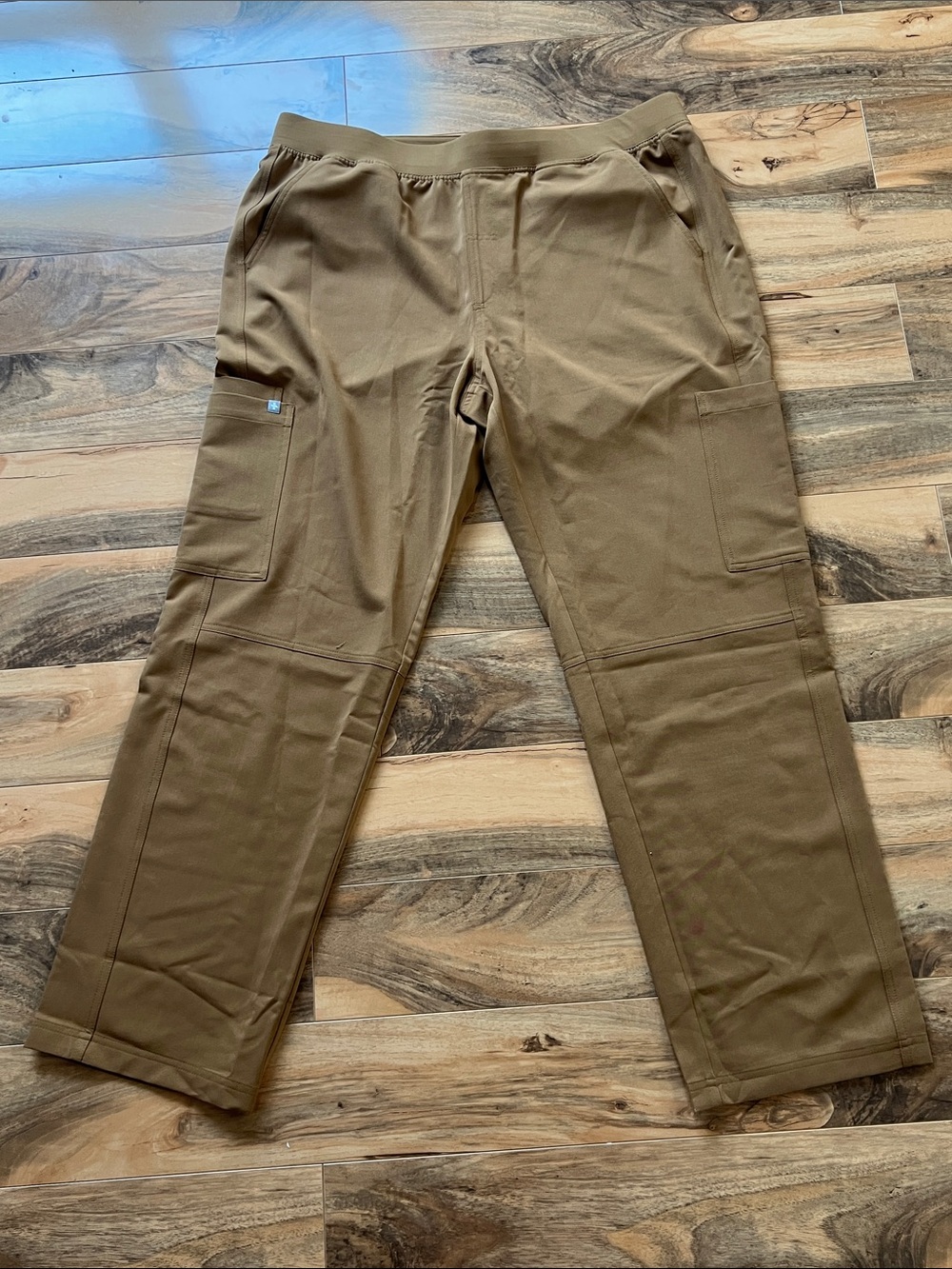 FIGS Men’s AXIM Scrub Pants 2XLT Caramel Brown Technical Collection NWT